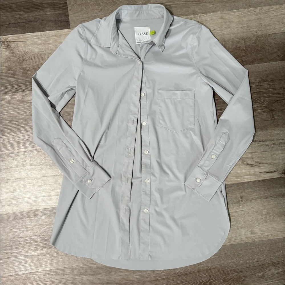 Lysse Light Gray Dress Shirt women’s. Size xs